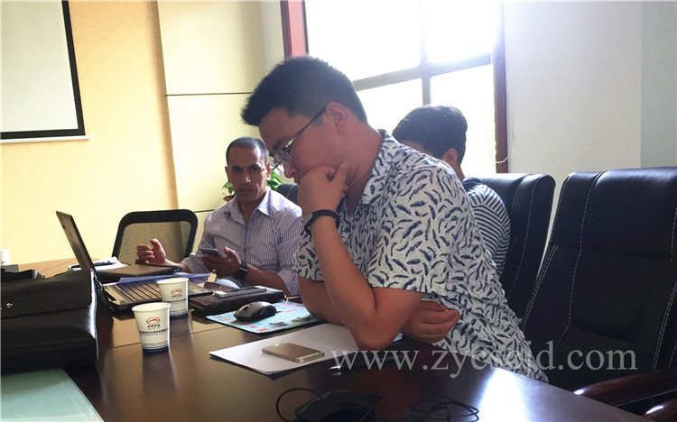 雙方洽談簽訂消防車合同 雙方洽談簽訂消防車合同