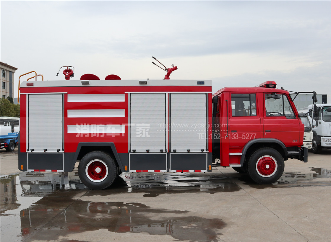 三劑聯(lián)用消防車(chē) 三劑聯(lián)用消防車(chē)